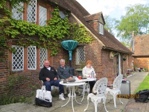 A hearty English welcome for travelers from across the pond